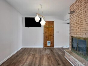 106 Dana Dr in Collinsville, IL - Building Photo - Building Photo