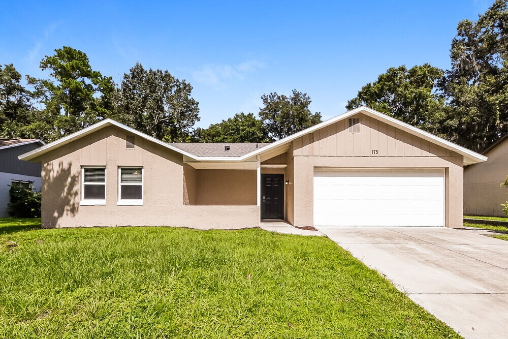 175 Exeter Ave in Longwood, FL - Building Photo