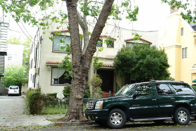 2479 Le Conte Ave in Berkeley, CA - Building Photo - Building Photo