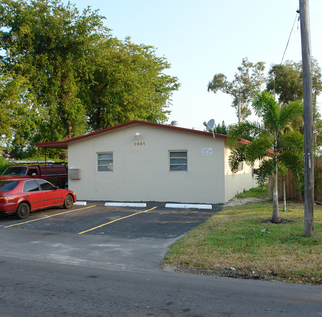 3981-3971 SW 12th PL FORT LAUDERDALE,FL 33312 in Fort Lauderdale, FL - Building Photo - Building Photo