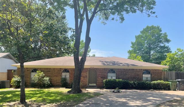 property at 2014 Bay Oaks Dr