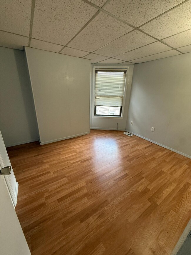 128 Queen St in Kittanning, PA - Building Photo - Building Photo