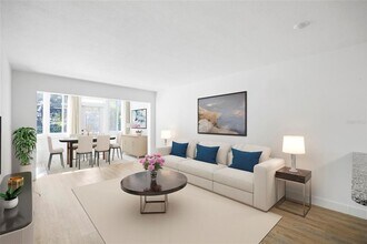 9950 47th Ave N in St. Petersburg, FL - Building Photo - Building Photo