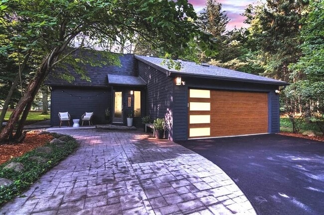 property at 956 Pratt Ridge Ct