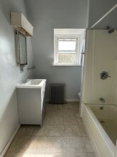 74 N Linwood Ave, Unit 5 in Pittsburgh, PA - Building Photo - Building Photo