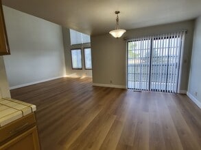 23 Dove Ln in Richmond, CA - Building Photo - Building Photo