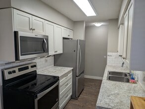 45185 Wolfe Road104 in Chilliwack, BC - Building Photo - Building Photo