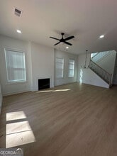 1239 Plaza Ave SW in Atlanta, GA - Foto de edificio - Building Photo