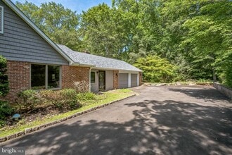 3574 Glenway Rd in Huntingdon Valley, PA - Building Photo - Building Photo