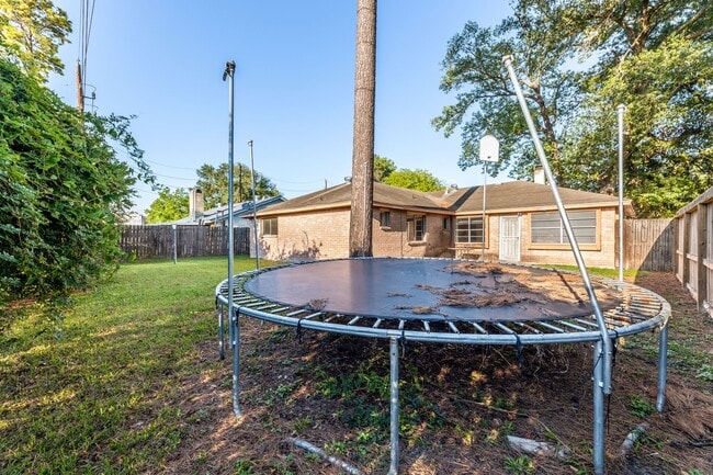 15235 Heron Park Dr in Humble, TX - Building Photo - Building Photo