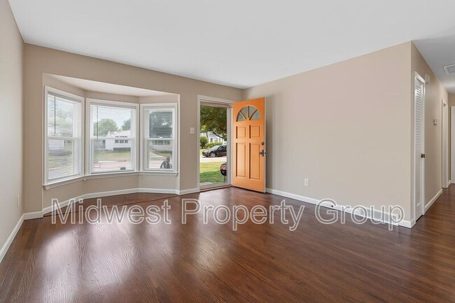property at 10515 Prestwick Dr