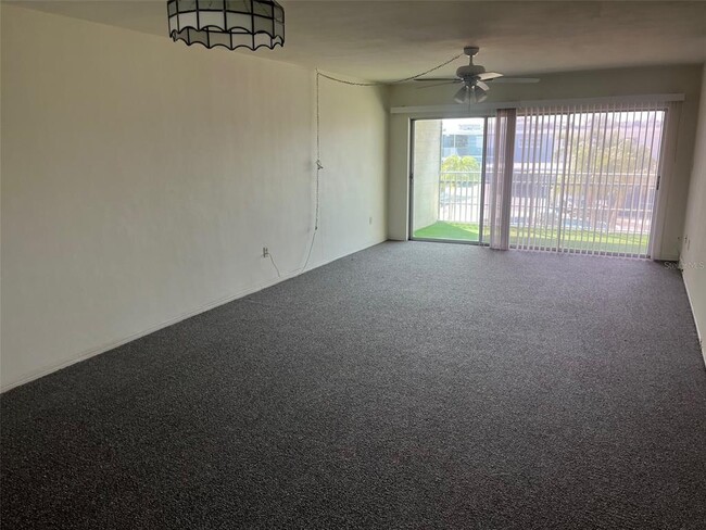 6201 2nd St E in St Pete Beach, FL - Building Photo - Building Photo