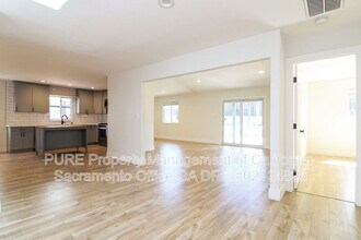 5713 Mesa Verde Cir in Rocklin, CA - Building Photo - Building Photo