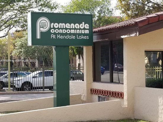 14321 N Kendall Dr in Miami, FL - Building Photo - Building Photo