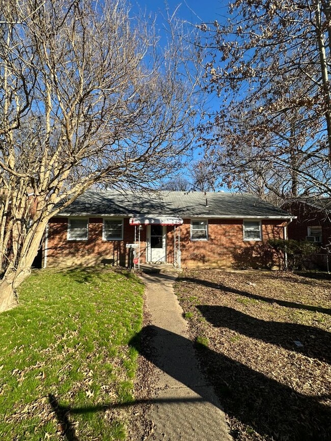 property at 5604 Campbell Ave