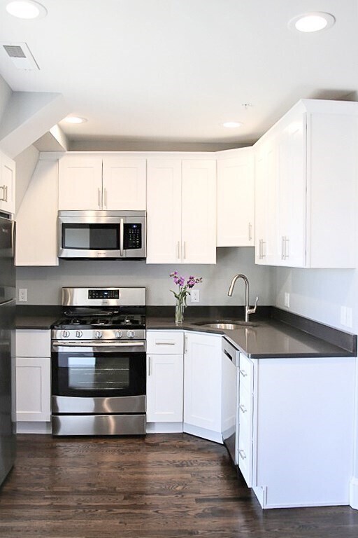 229 Princeton St, Unit 3 in Boston, MA - Building Photo - Building Photo