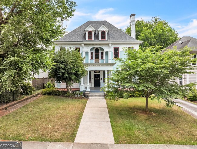 767 Piedmont Ave NE in Atlanta, GA - Foto de edificio - Building Photo