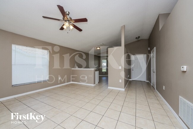 7560 Groveoak Dr in Orlando, FL - Foto de edificio - Building Photo