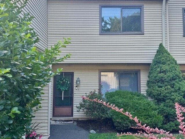 property at 1 Horizon Dr