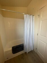 413 SW 11th St in Redmond, OR - Building Photo - Building Photo