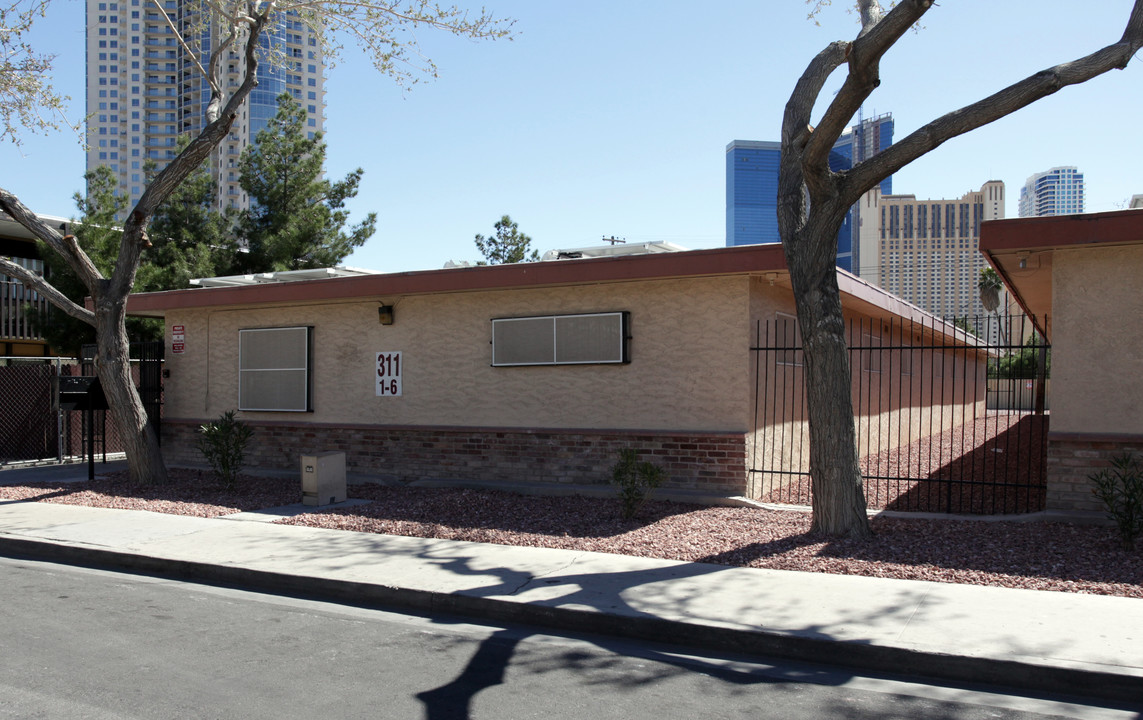 Cleveland Gardens Apartments in Las Vegas, NV - Foto de edificio