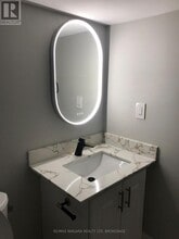 29 Woodcroft Crescent in Welland, ON - Building Photo - Building Photo