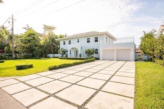 1130 Lugo Ave in Coral Gables, FL - Building Photo - Building Photo