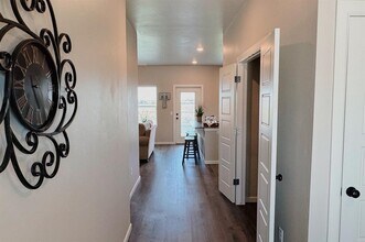 7716 Owen Ln in Oklahoma City, OK - Building Photo - Building Photo