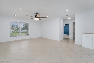 1080 Cypress Way E in Naples, FL - Building Photo - Building Photo