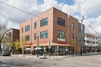 100 Forrest Ave in Narberth, PA - Building Photo - Building Photo