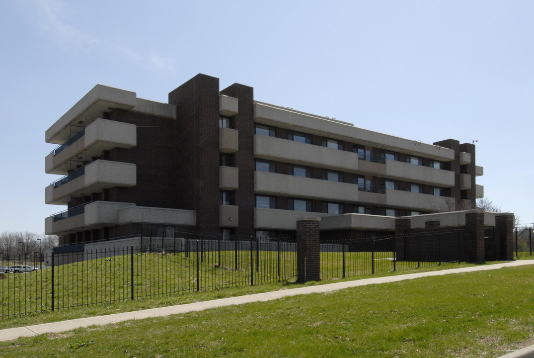 Martin Luther King Village Apartments in Kansas City, MO - Building Photo