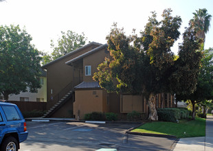 Lexington Condominiums in El Cajon, CA - Building Photo - Building Photo