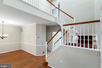 1310 Park Garden Ln in Reston, VA - Building Photo - Building Photo