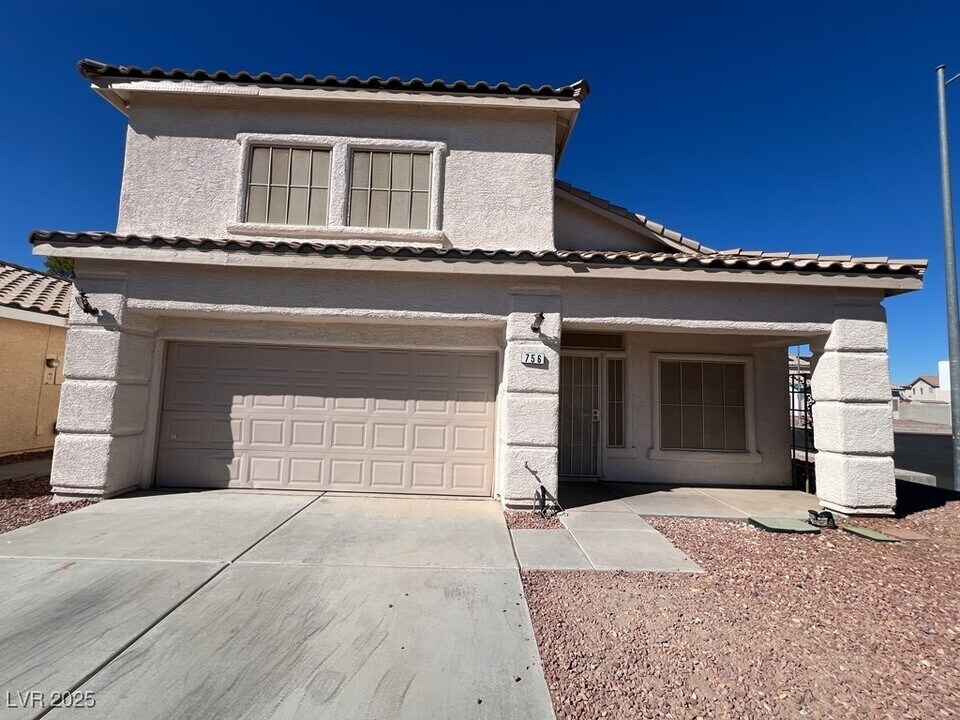 756 Gritty Garnet Ave in Las Vegas, NV - Building Photo