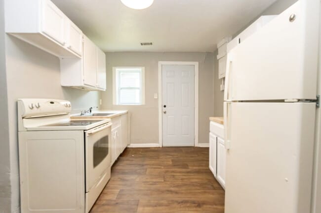 property at 2010 Rawlings St