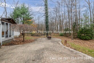 33 Woodside Rd in Chagrin Falls, OH - Building Photo - Building Photo