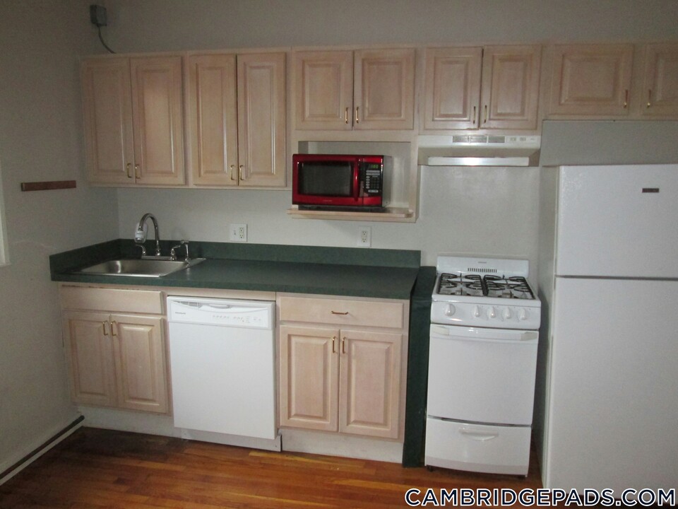 20 John F. Kennedy St in Cambridge, MA - Building Photo