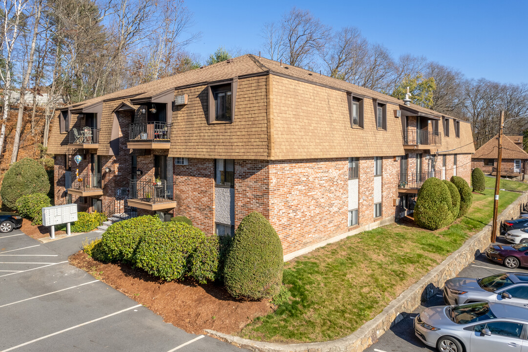 Riverbend Condominiums in Haverhill, MA - Building Photo