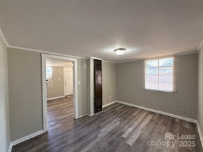 833 Reliance St in Charlotte, NC - Building Photo - Building Photo