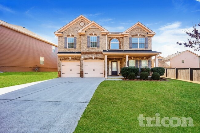 property at 6605 Oak Hill Pass