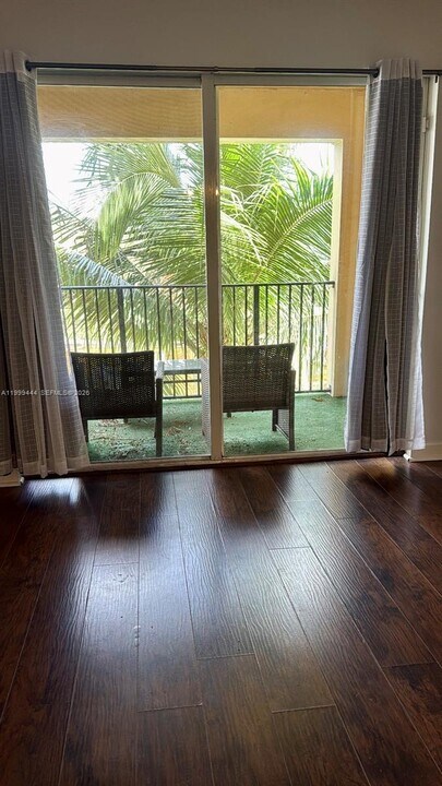 2201 W Preserve Way in Miramar, FL - Building Photo