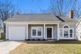 2117 David Earl Dr in Charlotte, NC - Building Photo