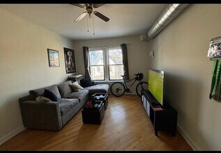 3325 N Lakewood Ave in Chicago, IL - Building Photo - Building Photo