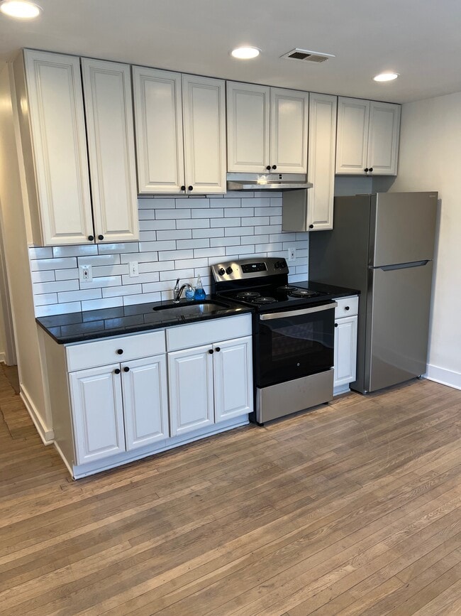 1322 T St SE, Unit #1