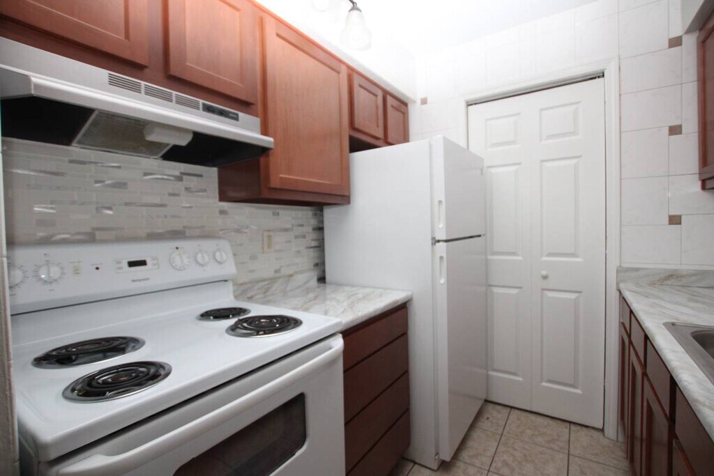 Sycamore Gardens Apartments in Penn Hills, PA