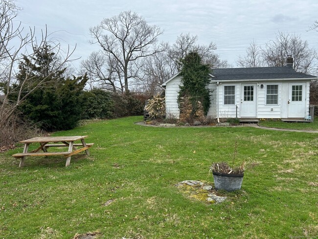 40 Bashan Rd in East Haddam, CT - Building Photo - Building Photo