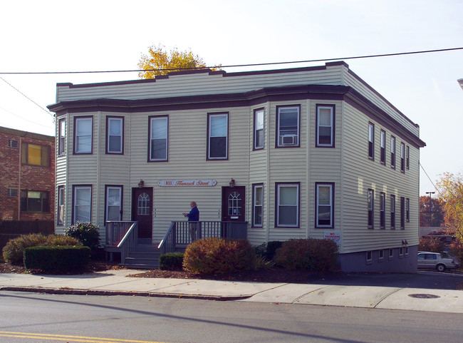 511-513 Hancock St in Quincy, MA - Foto de edificio - Building Photo