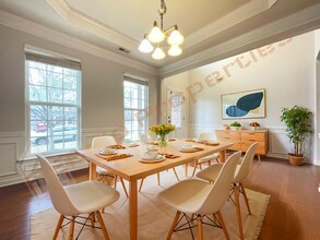 905 Green Alder Ct in Cary, NC - Building Photo - Building Photo