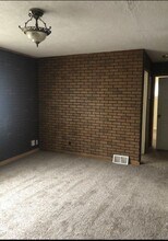 32759 Missaukee Ct in Westland, MI - Building Photo - Building Photo