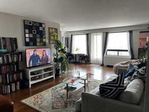 4466 W Pine Blvd, Unit 6B in St. Louis, MO - Foto de edificio - Building Photo